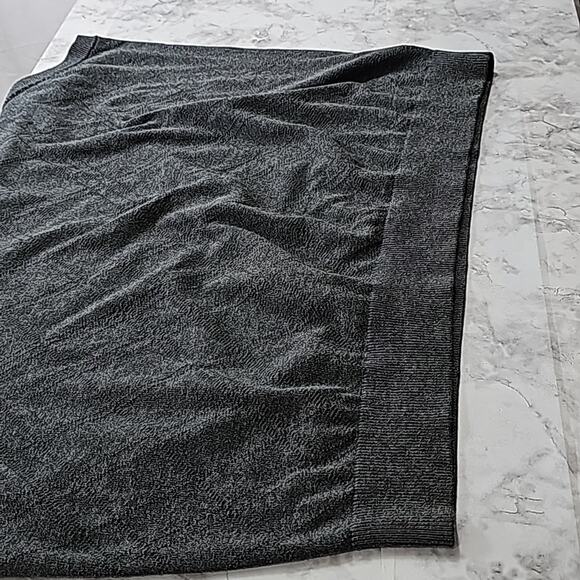 Mens Sz 2XL Gray V-Neck Sleeveless 100% Cotton Vest Preppy Roundtree & Yorke - Picture 4 of 10